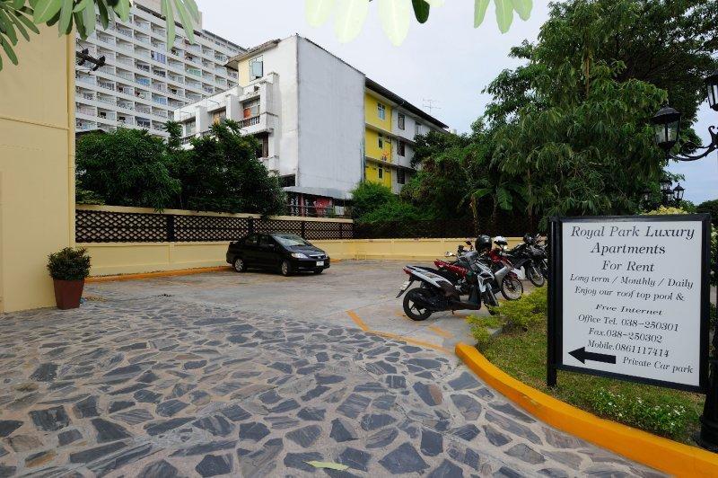 Royal Park Apartments Jomtien Beach Εξωτερικό φωτογραφία