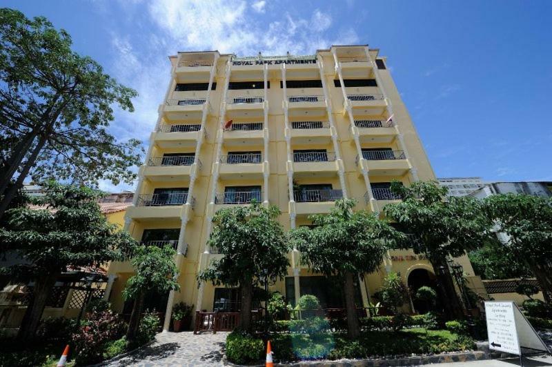 Royal Park Apartments Jomtien Beach Εξωτερικό φωτογραφία